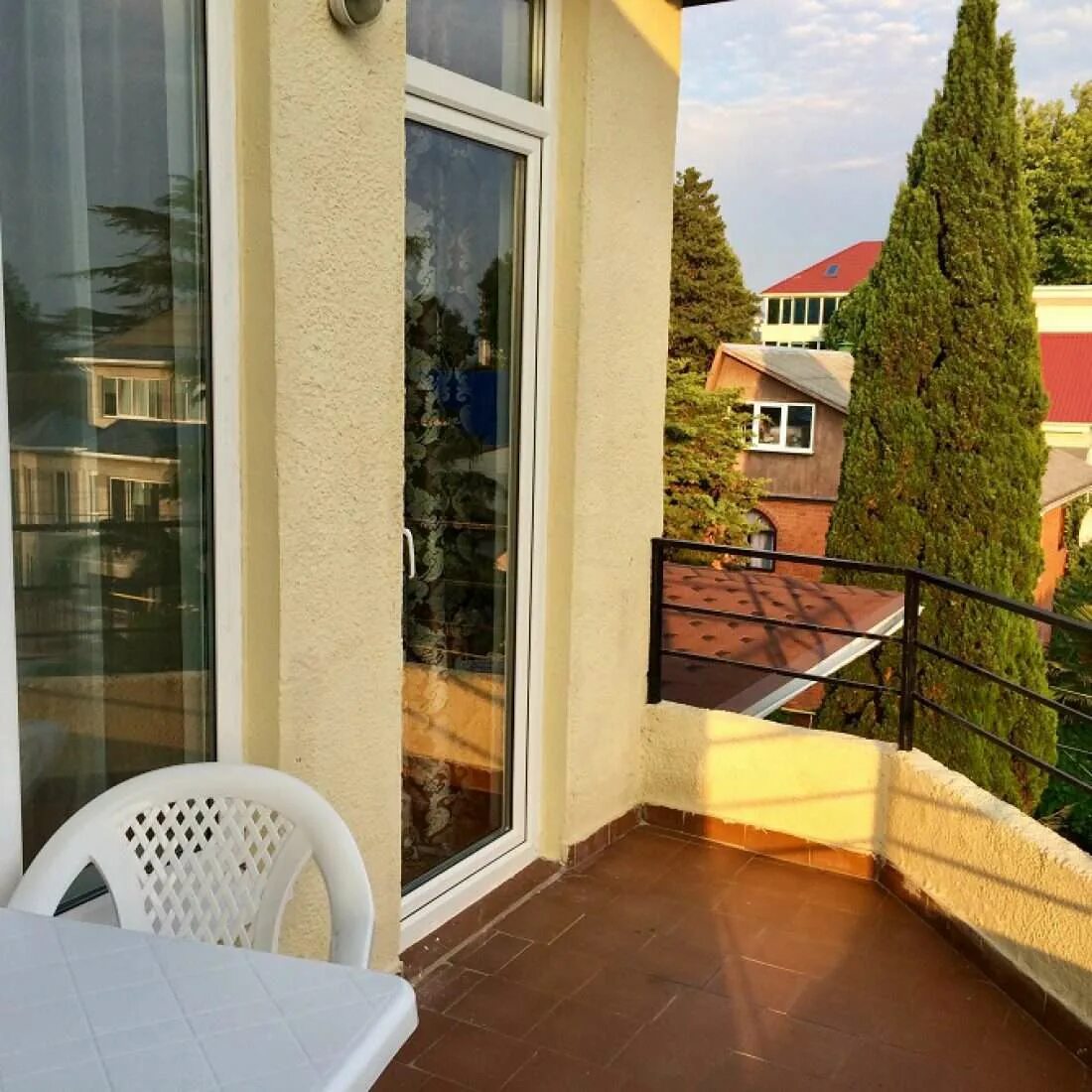 Центр мебель каргополь. Усадьба голубая бухта гостевой дом. Яхт-клуб ушакова балка севастополь. Океаник ул. Гостевой дом ушаковых.