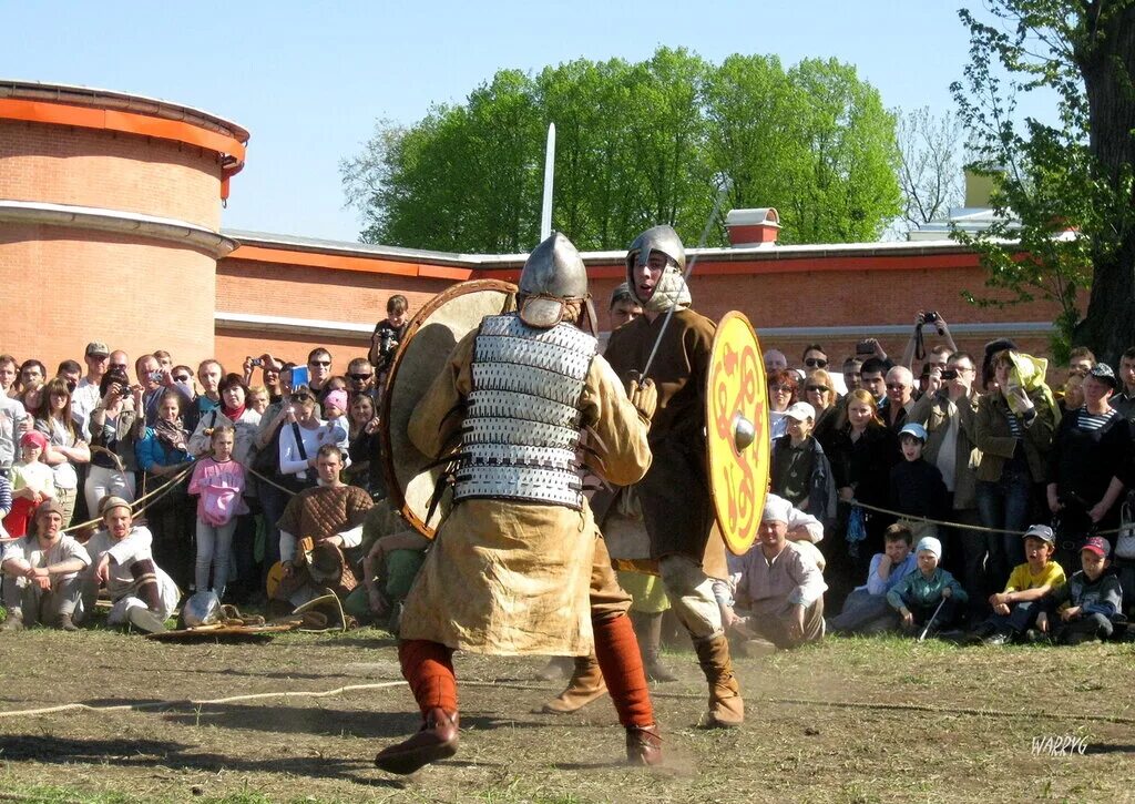 вархаммер 2021 ларп. виртуальные исторические реконструкции. историческая реконструкция раннее средневековье. реконструкция древнего рима 3д. средневековый бой.