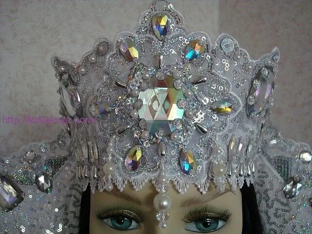 Лилии из изолона ирины ищенко. Корона для костюма зима. Орхидея из изолона. Корона королевы своими руками. Головной убор снежной королевы.