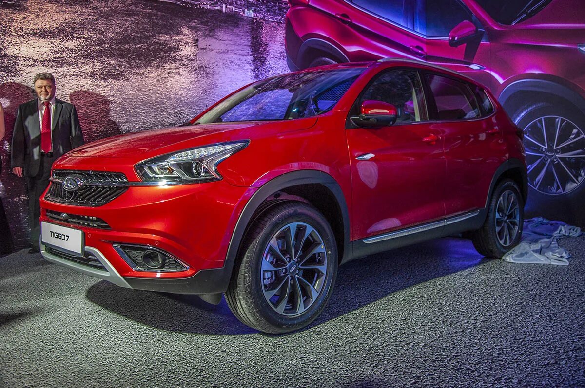 Чери тигго 7 тула. Чери тигго 7 про. chery tiggo 7 pro. кроссовер chery tiggo 7 pro. chery tiggo 7 pro двухцветный.