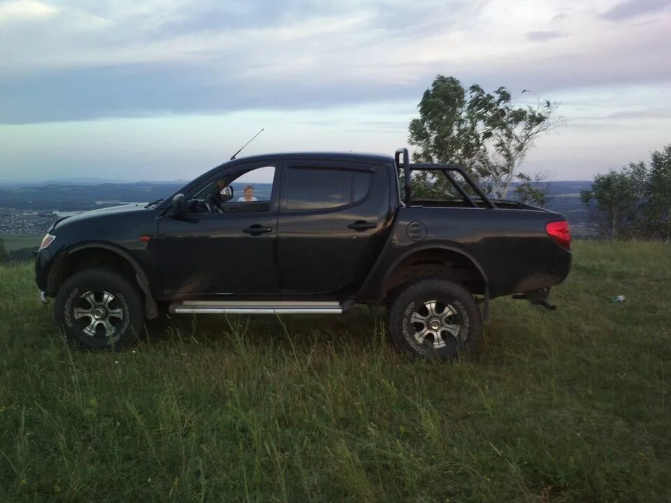 L200 mitsubishi кузова. Mitsubishi l200 кузов. Мицубиси л200. Мицубиси л200 кузов. Дуги на Митсубиси л200.