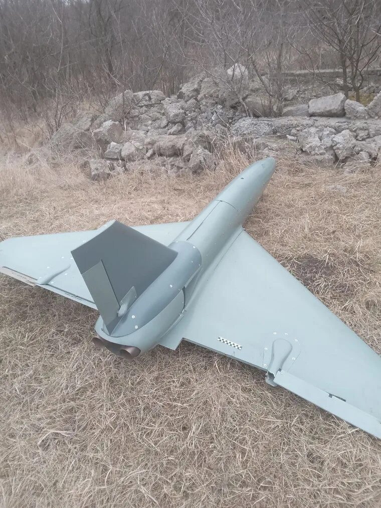 Реактивные бпла украины. Uj-22 airborne ударный бпла. Uj-23 топаз. Беспилотник на реактивной тяге. Бпла топаз.
