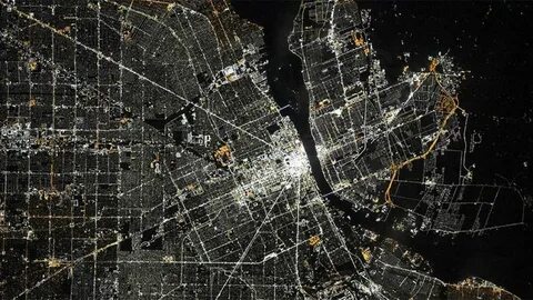 Улицы города со спутника
