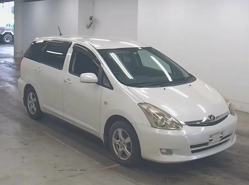 Тойота виш во владивостоке без пробега. Тойота виш 2010 универсал 8 местка. Toyota wish xe20. Toyota wish 2010n 4wd. Тойота виш 2015.