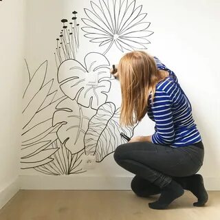 Найдите нарисованную стену