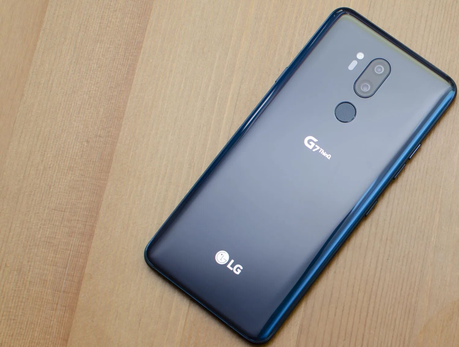 Lg thinq купить. LG g7. LG g7 Blue. Смартфон LG g7. LG g7 MQA.