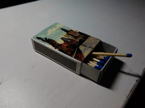Покажи спичечный коробок. Советские коробки спичек. Советские коробки спичек. Коробка спичек. Спичечные коробки.