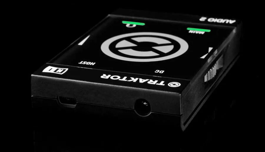 Native instruments audio 2. Traktor audio 2 mk2. native instruments traktor audio 2 mk2. звуковая карта traktor audio 2. ni audio 2 dj.