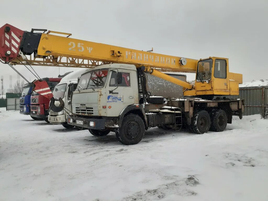 Кран 40 м стрела. Автокран 22 стрела.
