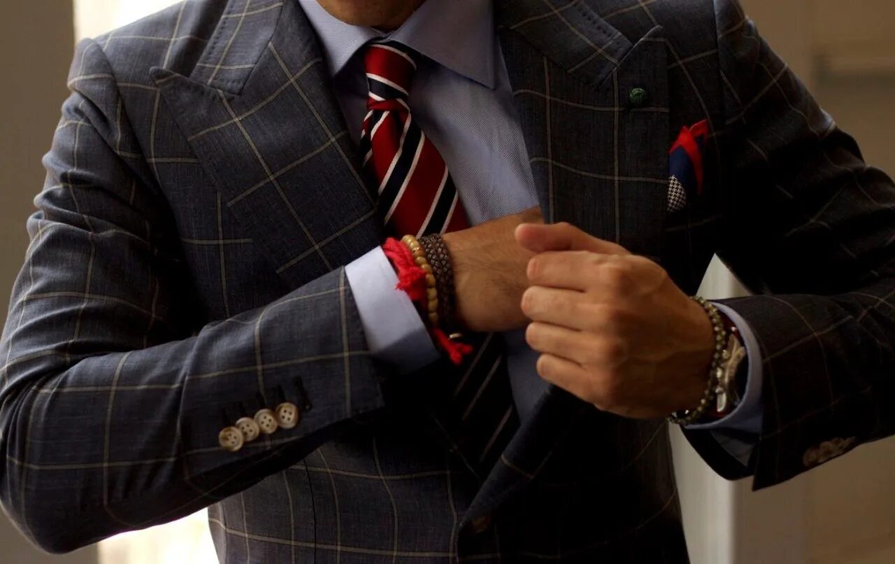 Мужской костюм с галстуком. Мужчина в галстуке. Пиджак с галстуком. Мужской костюм с галстуком. Гарашкин никита александрович.