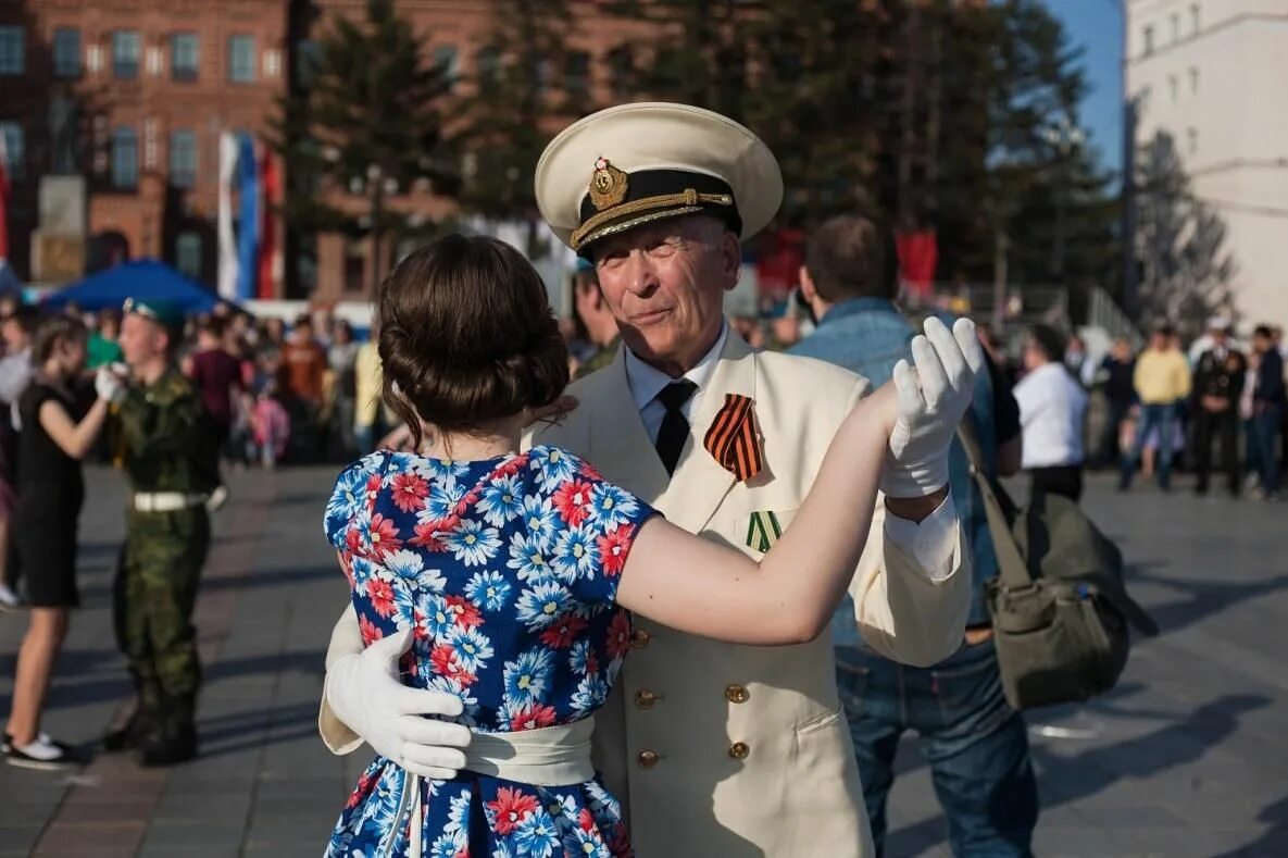 Майский вальс. С днем Победы. Вальс Победы. День Победы вальс. Победный вальс