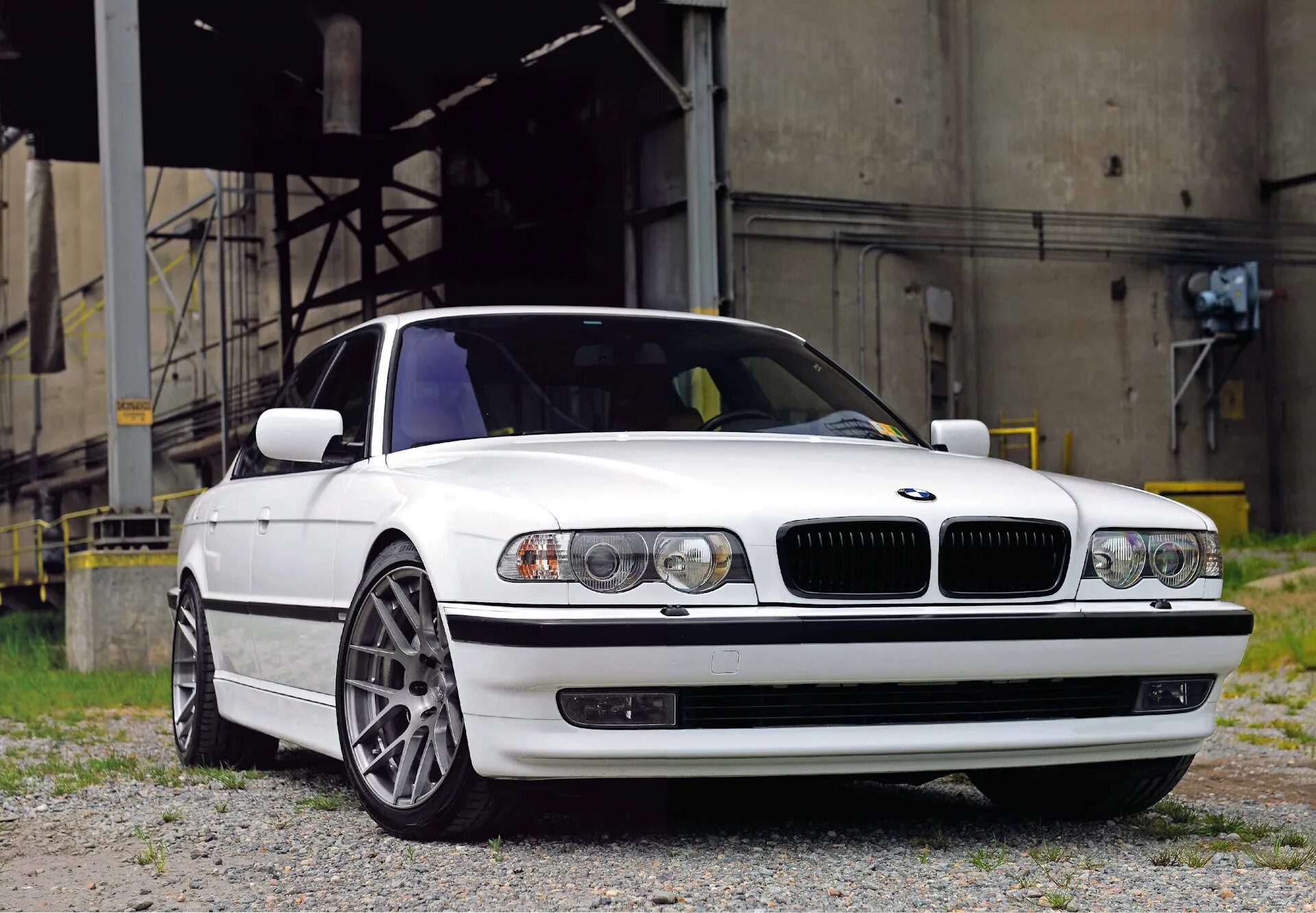 БМВ е38. BMW 7 e38. BMW 7 e38 белый. BMW 5 e38 l.