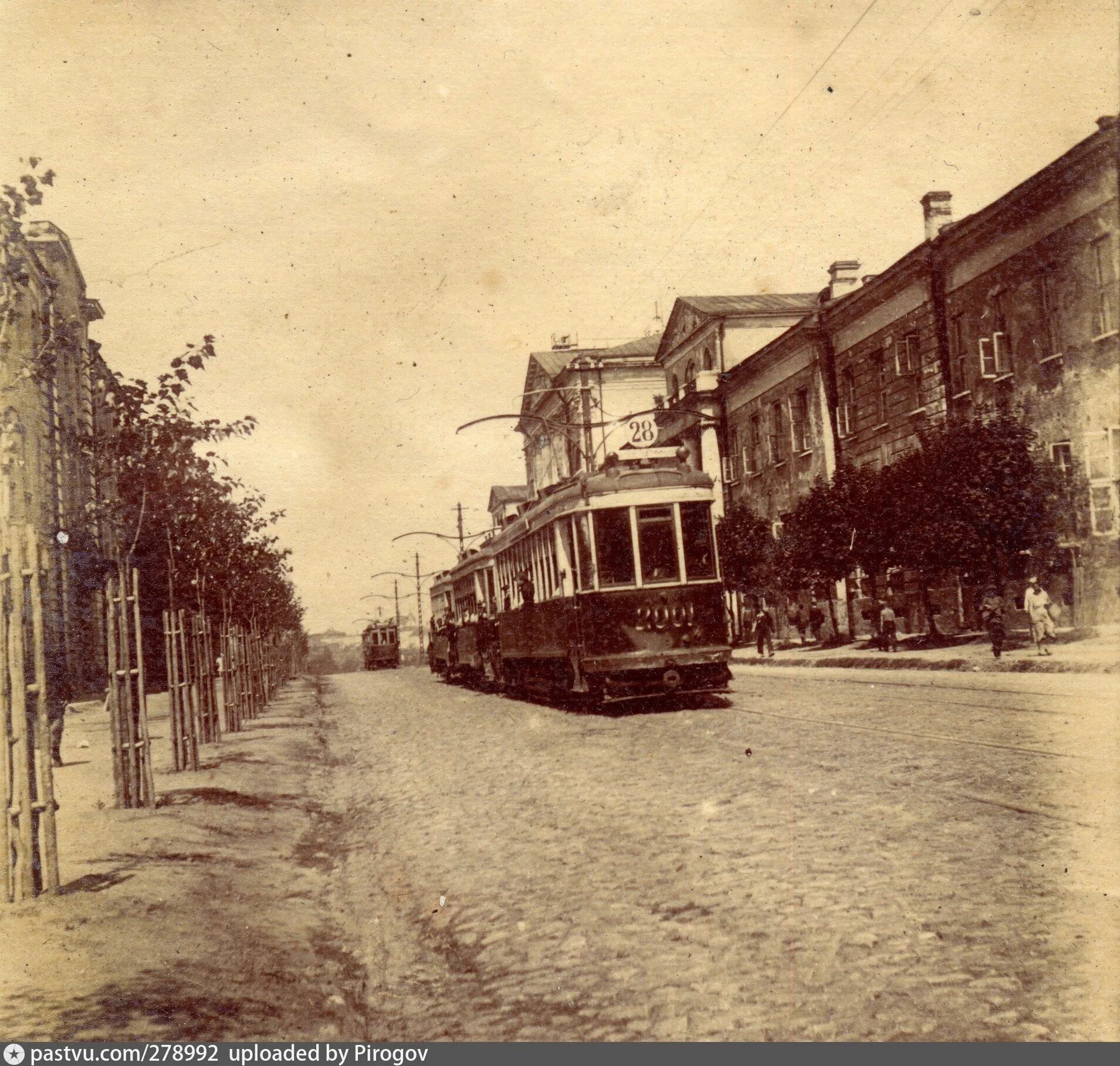 Улицы 1930 х годов. Госпитальная улица Москва. Улица 1930 года. Улицы 1930-х годов названия. Старая Москва Госпитальный переулок.