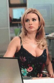 U katta xorozdan chiqadi