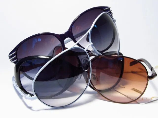 Купить солнцезащитные очки looktrue. Очки Ferelli солнцезащитные. Очки солнцезащитные Valentino 5646/s 2b7. Очки eligio солнцезащитные. Ex68801 очки солнечные Exte.
