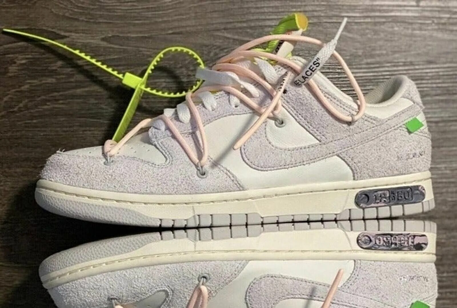 Как завязывать найки данки. Nike Dunk Low off White 50. Nike Dunk off White 2021. Nike Dunk Low off White Green. Nike Dunk off White 50.
