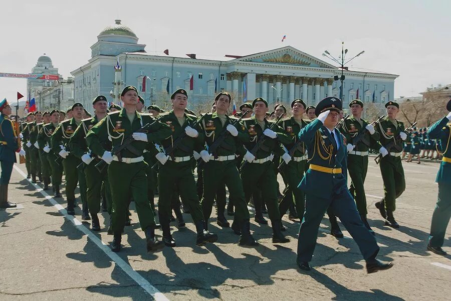 Чит парад. Парад победы чита. парад победы 2015. парад победы в чите 2013 год. парад 9 мая чита.