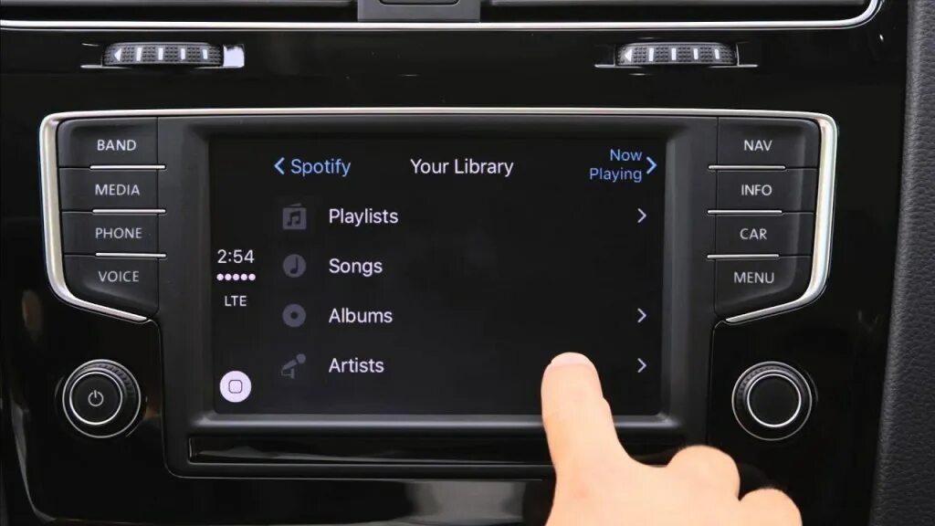 Volkswagen carplay. Spotify CARPLAY. Магнитола Retractable Screen Android Player мануал. Car Play. Spotify car device.