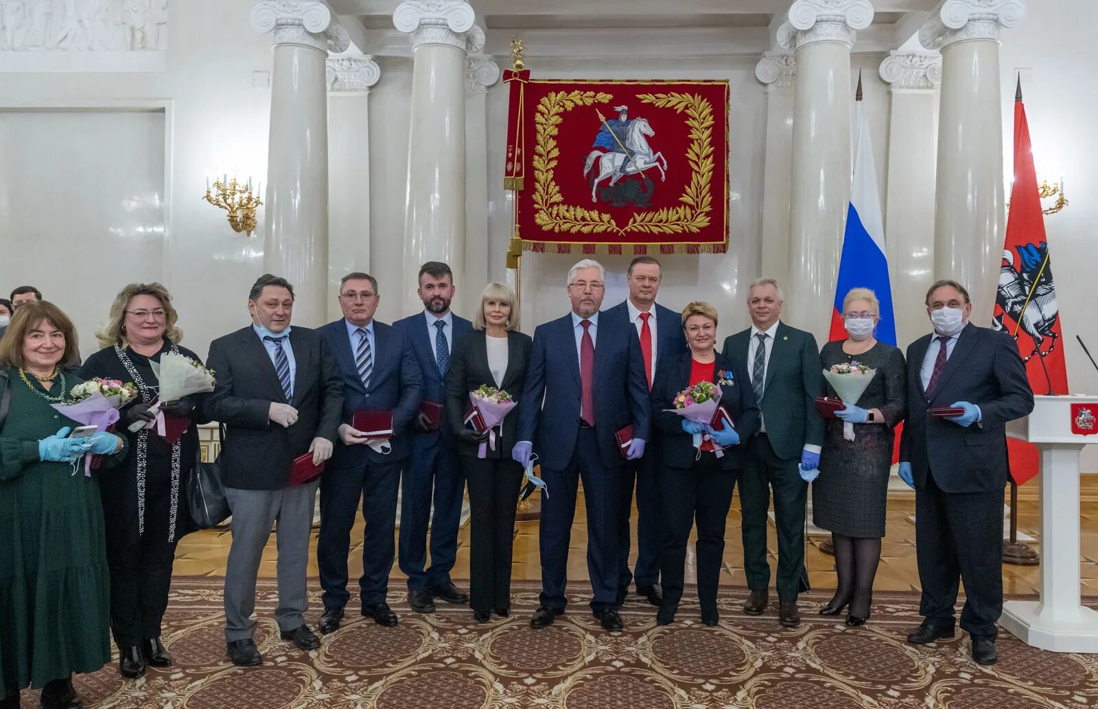 Награждение медработников. Собянин наградил медиков. награждение орденом пирогова 2025. собянин награждение. награждение медицинских работников.