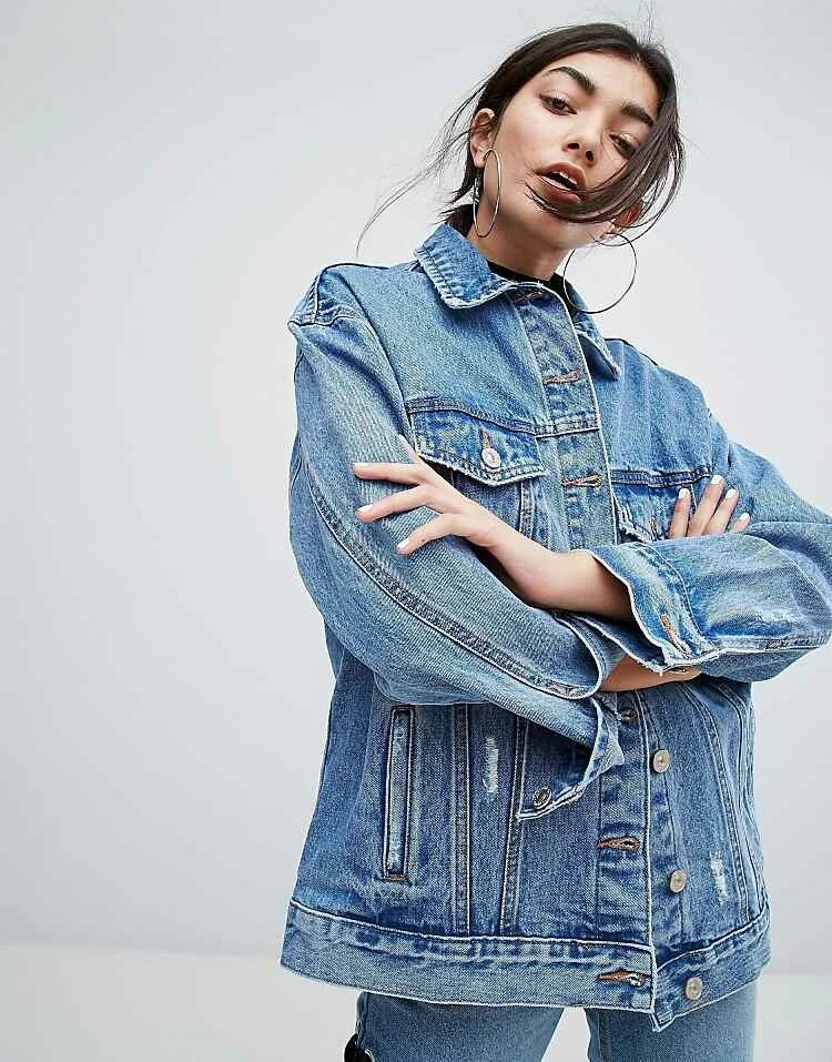 Женская джинсовка оверсайз. Джинсовка h m женская. Джинсовка topshop. Джинсовая куртка женская oversize. Bershka denim джинсовая куртка.