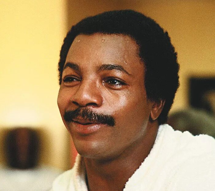 Аполло крид. Карл уэзерс рокки. appollo creed carl weathers. аполло крид актер.