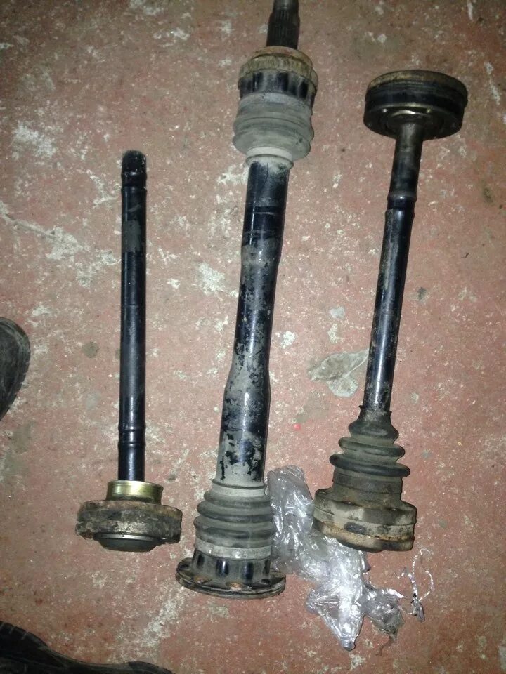 Привод bmw e36. Полуось бмв е36. Привод бмв е 34 520. Привод bmw e46 330d. Е30 привода.