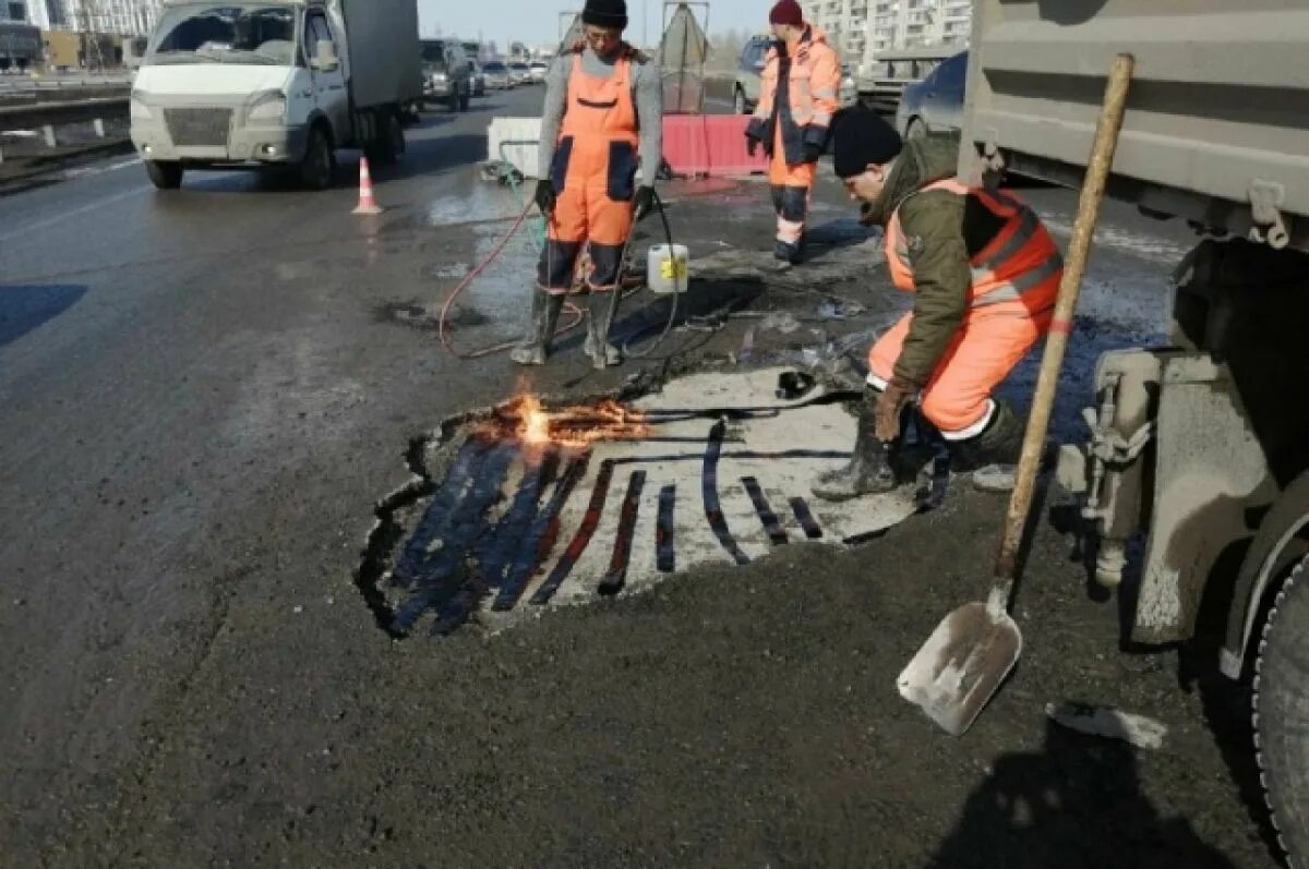 Асфальт улица тамбовская кирсанов. Байкальский тракт дорога. Город трасса. Ремонт дороги тракте. Северо-пятский тракт реконструкция дороги этап первый.