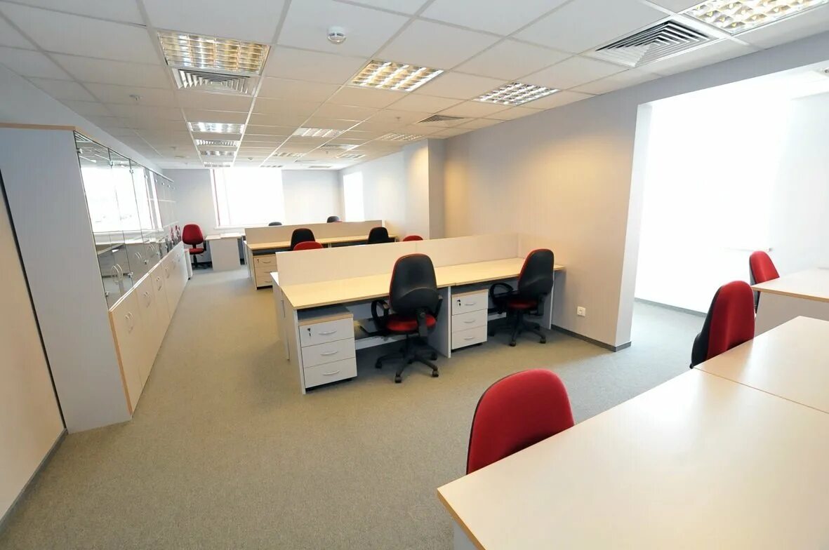 офис помещение. помещение для работы. помещение для работы. офис продаж интерьер. офисное рабочее место.