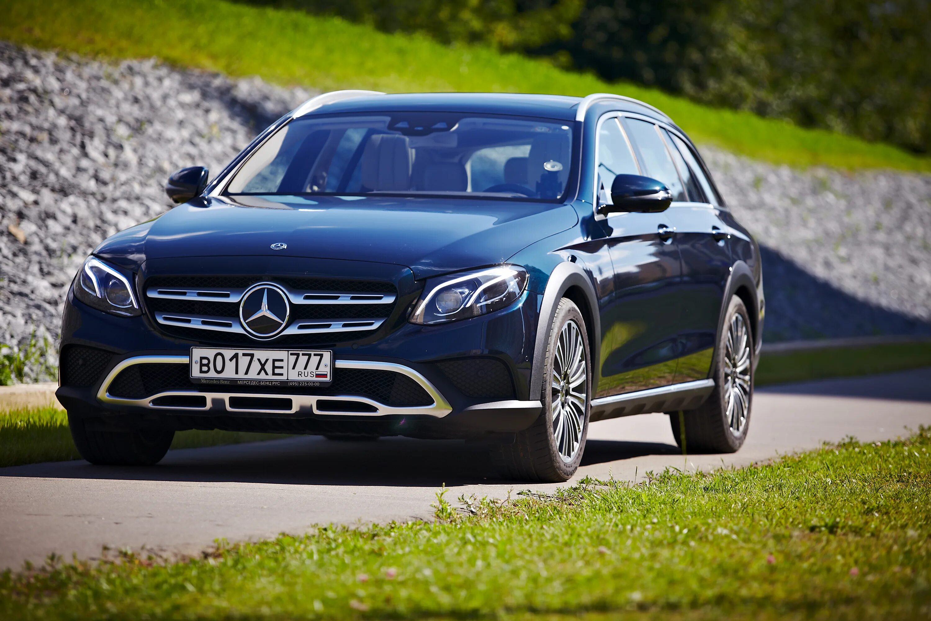 Е 220 д. Mercedes e220. мерседес e220 4matic. mercedes benz e220d 4 matic. мерседес е220d новый.