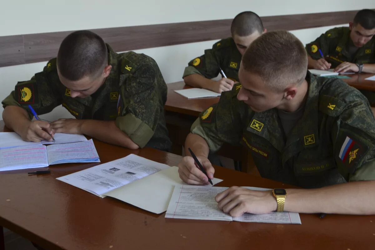 Общевойсковой учебный центр. Самостоятельная подготовка в военном вузе. Обучение курсантов. Общевойсковая подготовка военнослужащих. Общевойсковая подготовка студентов вузов.