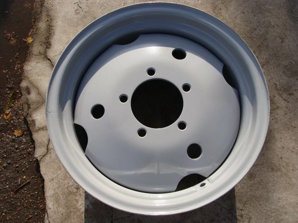 Диск колеса мтз-82 передний широкий 9х20 (8 отв. Передний диск мтз 80. Диск колеса передний узкий. Мтз диск 3101020. Диск колеса w 9*20-3101020-а-01.