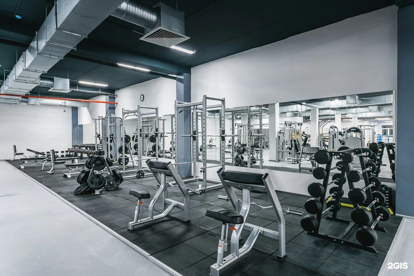 Порт фитнес екатеринбург волгоградская. Drive fitness сибирский тракт. Посещать тренажерный зал. Фитнес екб. Фитнес екб.