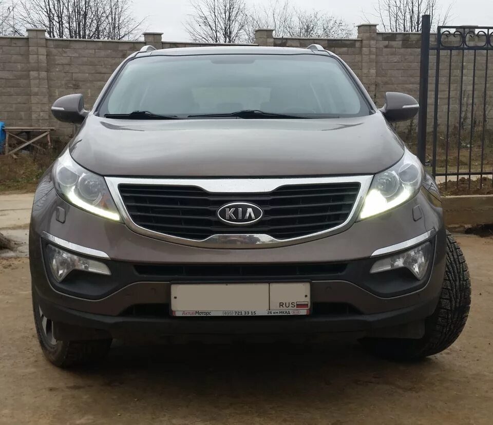 Ходовые огни Kia Sportage. ДХО Киа Спортейдж 3. Ходовые огни в Киа Спортейдж 3. Kia Sportage 3 2012 ДХО.