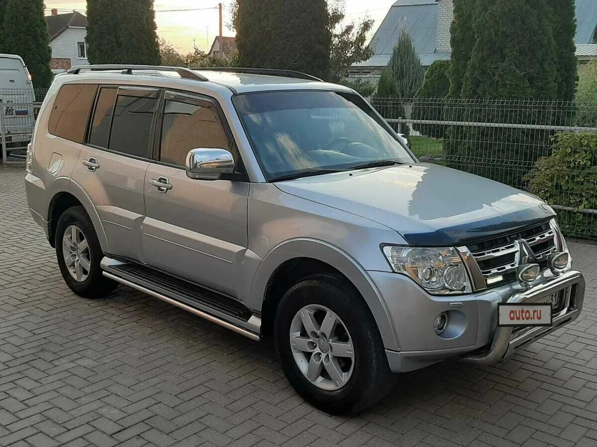 Mitsubishi pajero 2012. Mitsubishi pajero iv рестайлинг 1. мицубиси паджеро 2012. Mitsubishi pajero 2012 года. мицубиси паджеро 2012г.