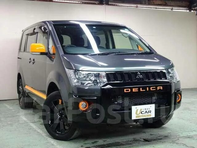 Купить делику д5 во владивостоке. Делика д5 2018. Mitsubishi Delica d5 2.3 at. Леворукая Делика д5. Дефлектор капота Делика д5.