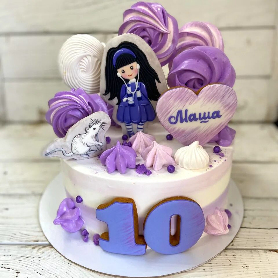 Фиолетовый торт для девочки 10 лет. Фиолетовый торт. Торт на 10 лет девочке фиолетовый. Торт в фиолетовом цвете для девочки. Торт фиолетовый на день рождения девочке.