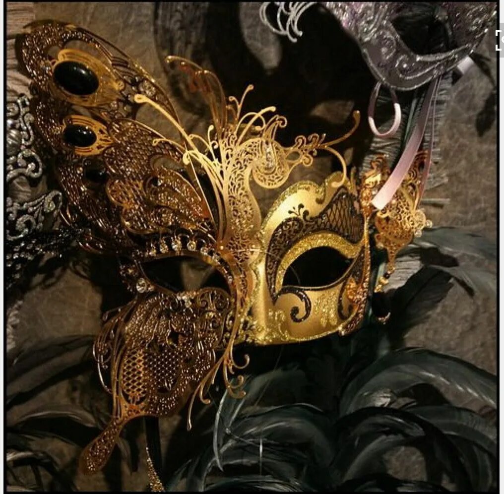 Маска венецианская. Золотая венецианская маска. Венецианская маска коричневая. Маски с драгоценными камнями. Маска кидали