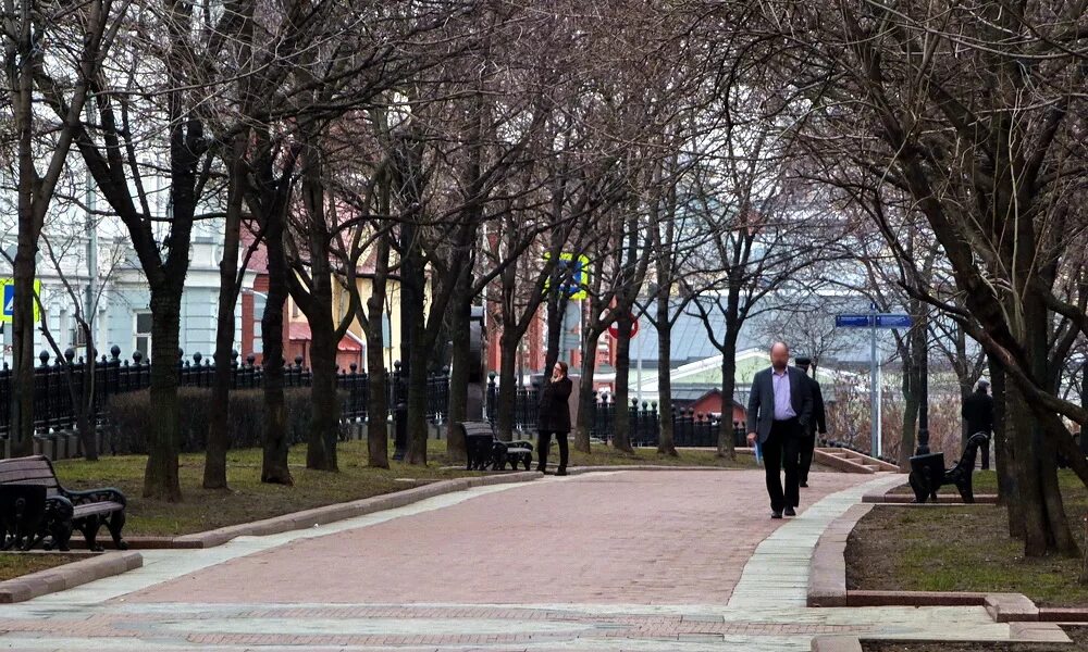 Длина бульварного кольца. Бульварное кольцо Москвы. Бульвары Бульварного кольца. Бульварное кольцо скверы. Бульварное кольцо парк Москва.