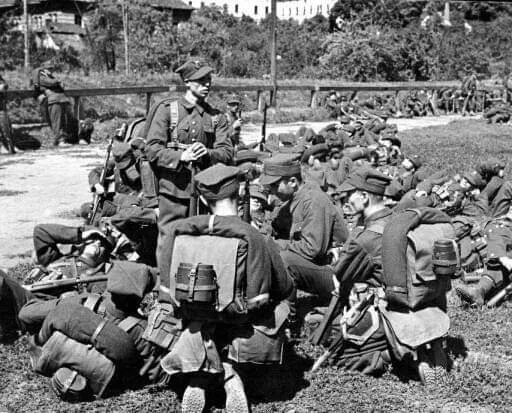 Польша сентябрь 1939 года. Польская кампания вермахта. Польская кампания вермахта армия Польши. Польская кампания вермахта 17 сентября 1939.