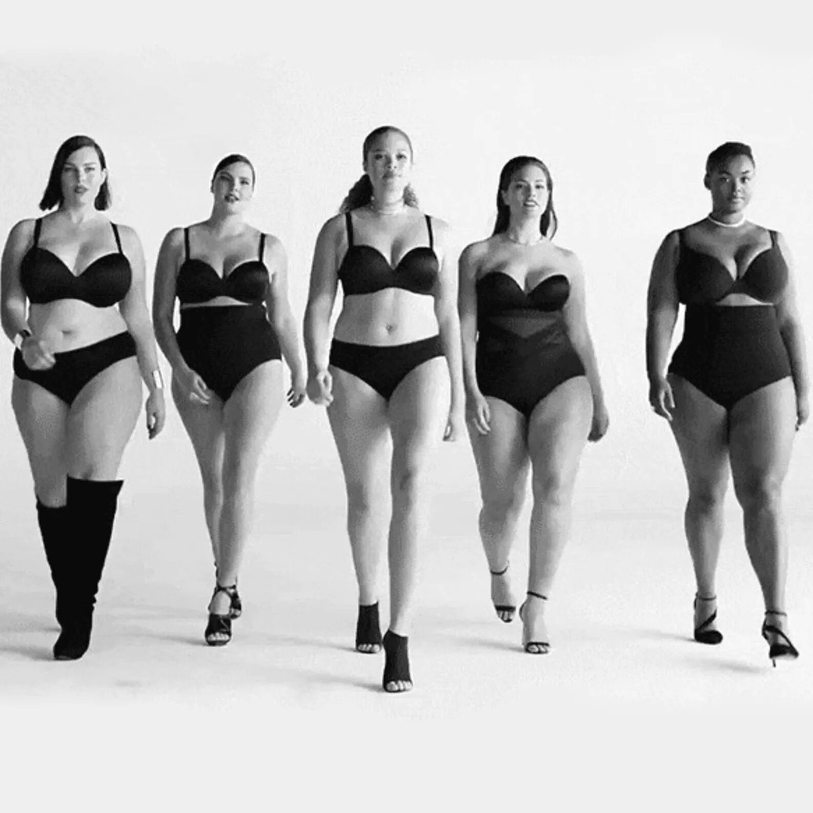 Красивые формы фигур. Модель Plus-Size Кэндис Хаффин. Модель Кинг сайз Эшли. Нестандартные фигуры женщин.