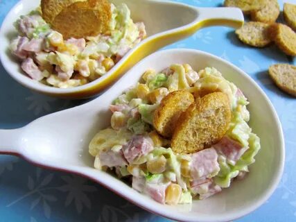 Салат с пекинской капустой и сухариками рецепт