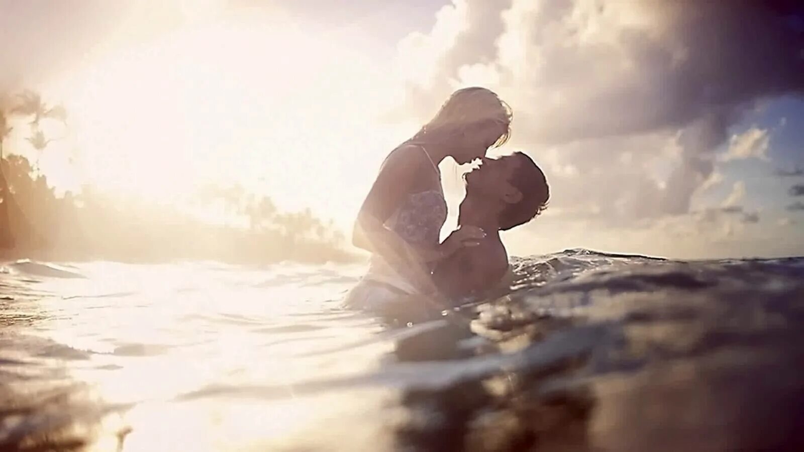 Легко давать советы. Я и есть страсть. Изложение человек должен быть интеллигентен. Одним бог дал крылья а другим. Человек должен быть белым.