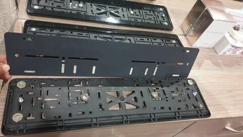 Магнитные рамки для номеров автомобиля