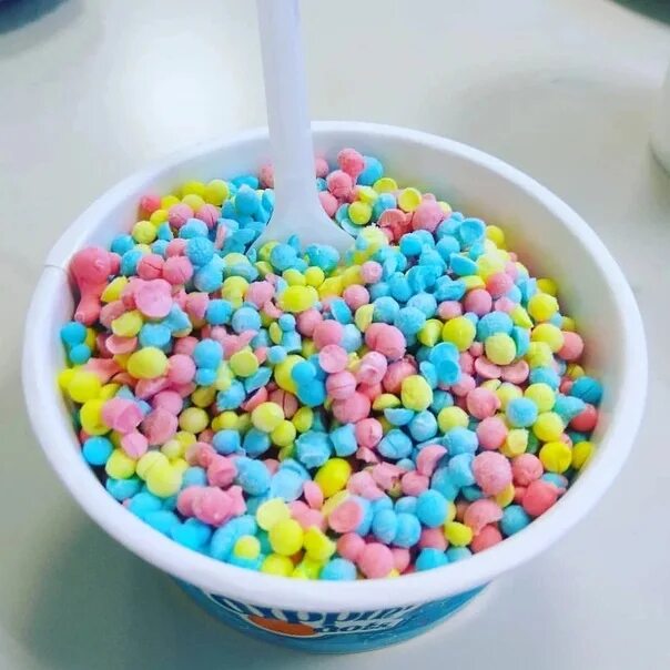 Как называется мороженое шариками. Наномороженое dippin. шариковое мороженое dippin dots. дипин дотс. мороженое шариками маленькими.