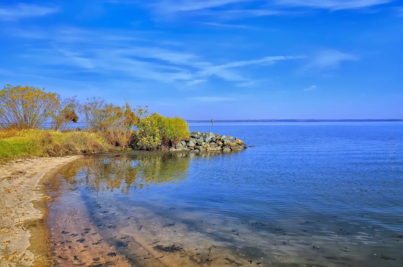 эдем балаково база отдыха. база катунино архангельск. пляж голубая бездна геленджик. берег реки. голубая бухта прасковеевка.