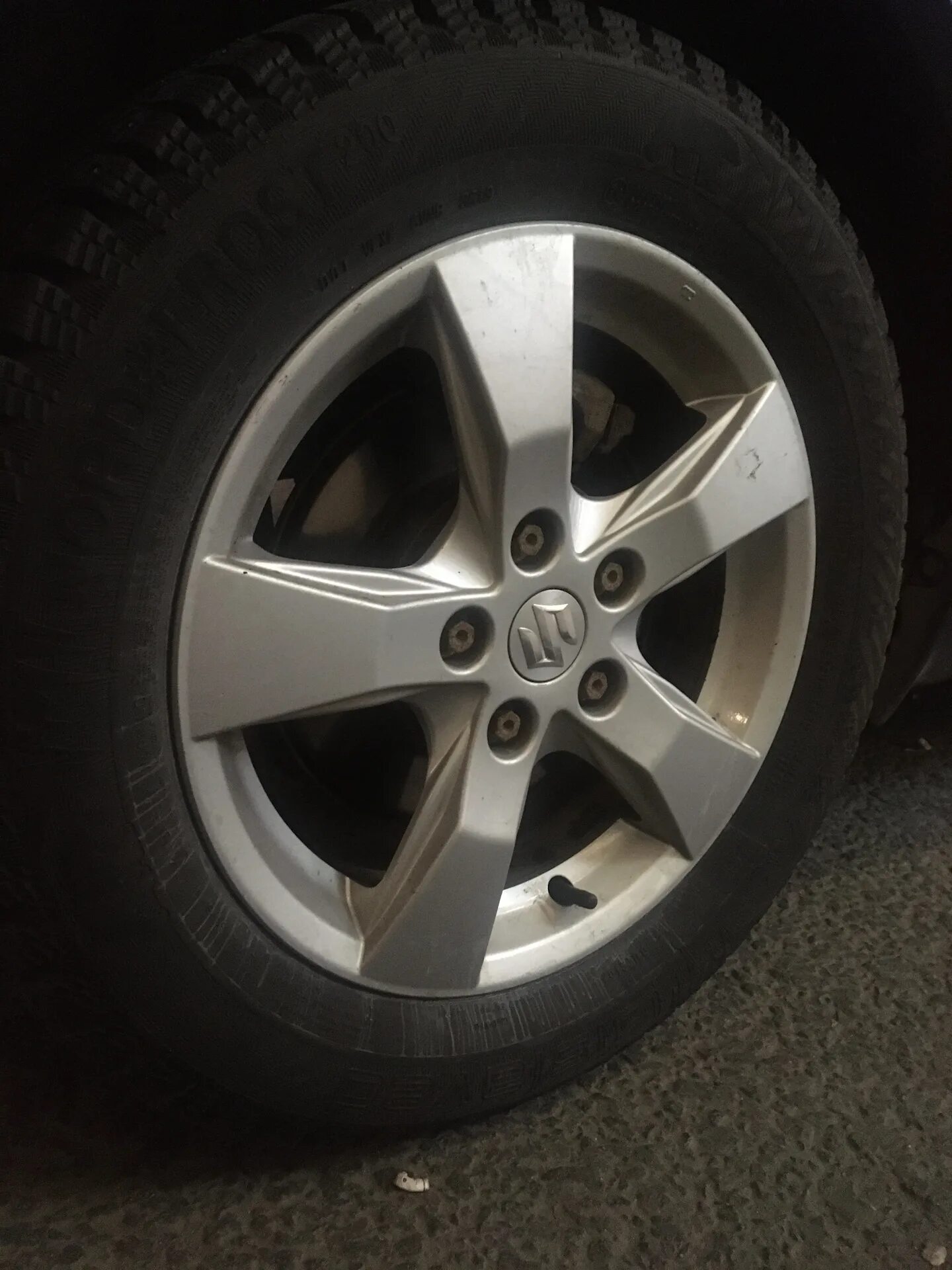 Сузуки sx4 колесо. Колеса на сузуки сх4. Suzuki sx4 диски. Колеса на сузуки сх4. Хочу поставить авторезину 205/70 r16 на сузуки 2002 года.