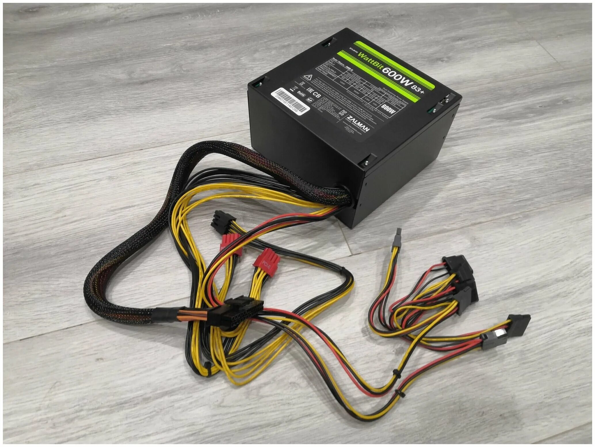 Блок питания ocz ocz600sxs2 600w. Atx12v блок питания. Corsair power supply 2011. Блок питания hipro 480w. Блок питания пк 400w.