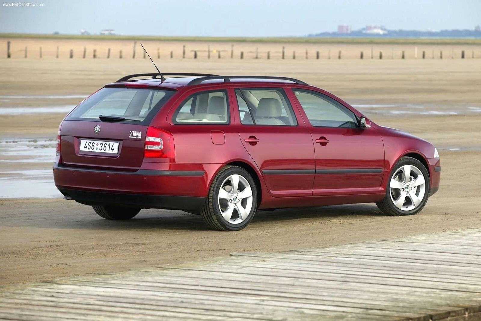 Комби 4. Skoda Octavia Combi 2004. Skoda Octavia Combi 2008. Skoda Octavia Tour 2004 универсал.