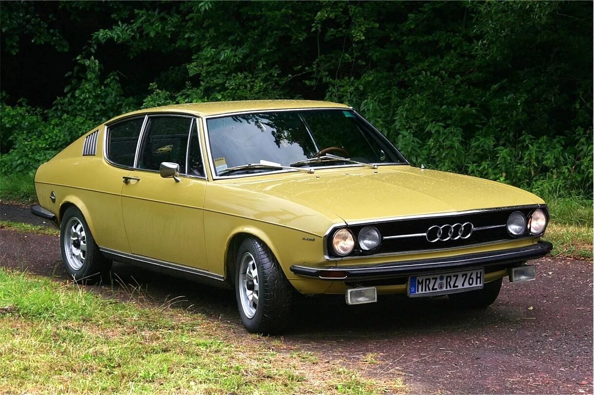 Ауди первого поколения. Audi 100 c1. Audi 100 Coupe s. Ауди 100 купе. Audi 100 c1 Coupe.