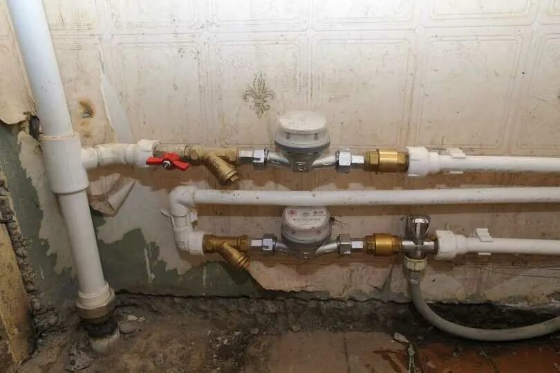 Установка обратного клапана трубу